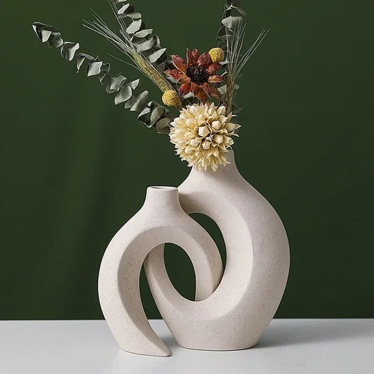 Nordic Ceramic Interlock Vase Bridal